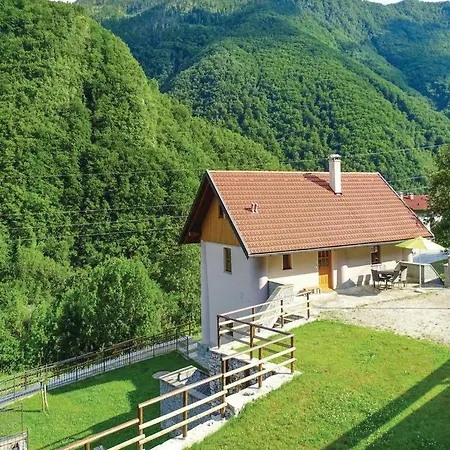 Pocitniska Hisa Pri Kustrcu Grahovo ob Baci