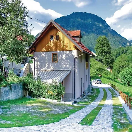 Апартаменты Pocitniska Hisa Pri Kustrcu Grahovo ob Baci