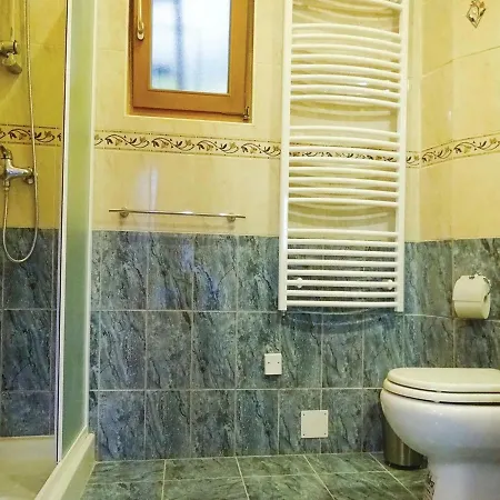 Apartment Pocitniska Hisa Pri Kustrcu *