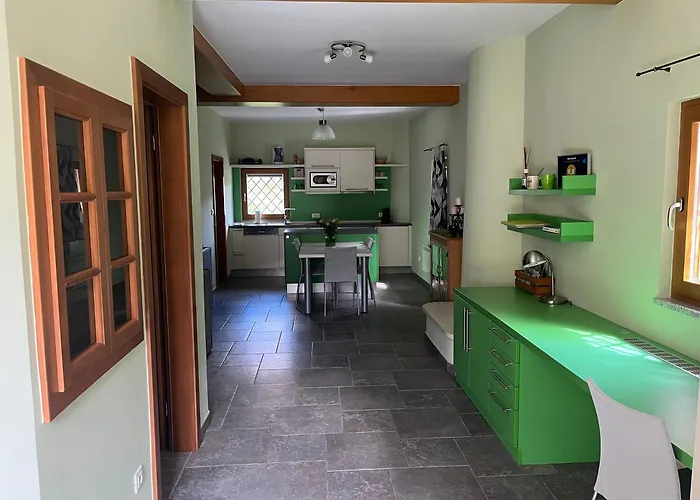 Pocitniska Hisa Pri Kustrcu *