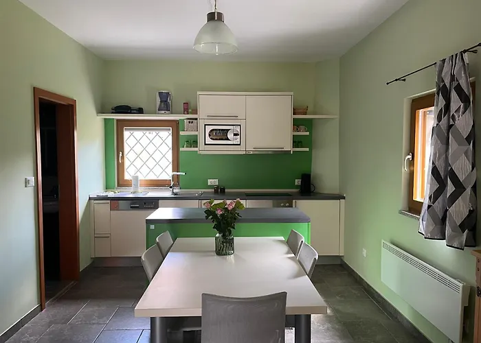 Pocitniska Hisa Pri Kustrcu * Grahovo ob Baci