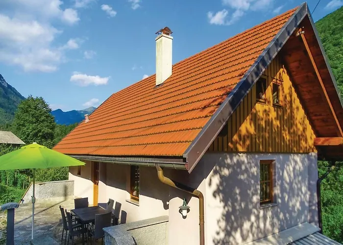 شقة Pocitniska Hisa Pri Kustrcu Grahovo ob Baci