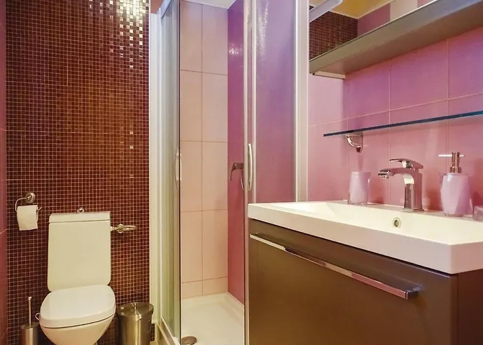 شقة Pocitniska Hisa Pri Kustrcu *